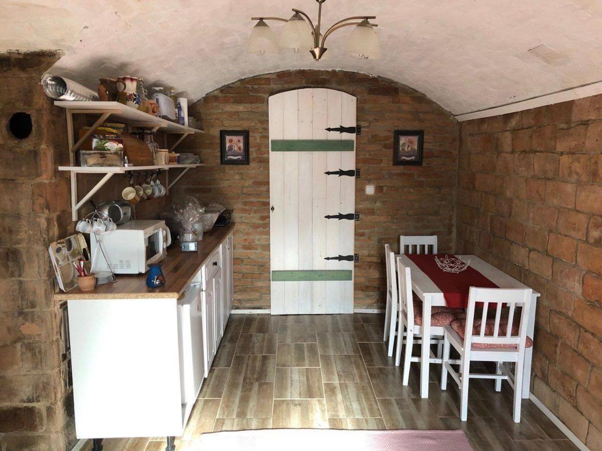 Villa Kakukkfu Barlang-Vendeghaz Noszvaj Esterno foto